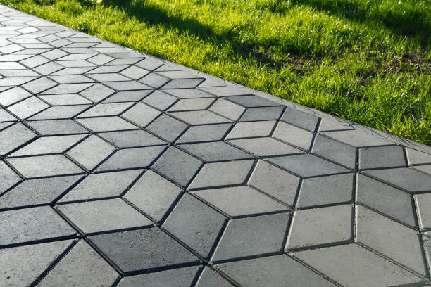 Best Professional Driveway Pavers  in Alma, MI